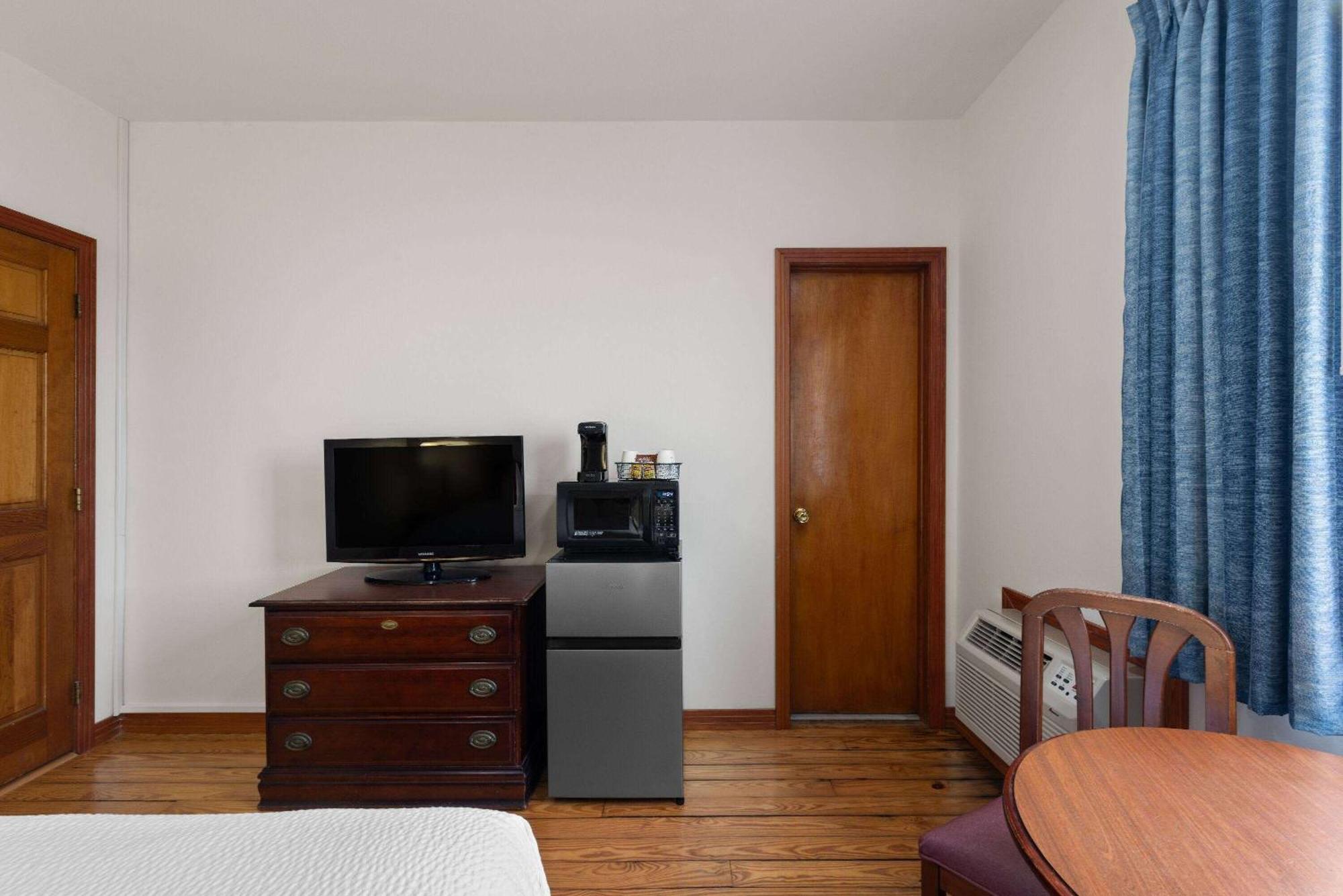Days Inn By Wyndham Kill Devil Hills Oceanfront - Wilbur Εξωτερικό φωτογραφία