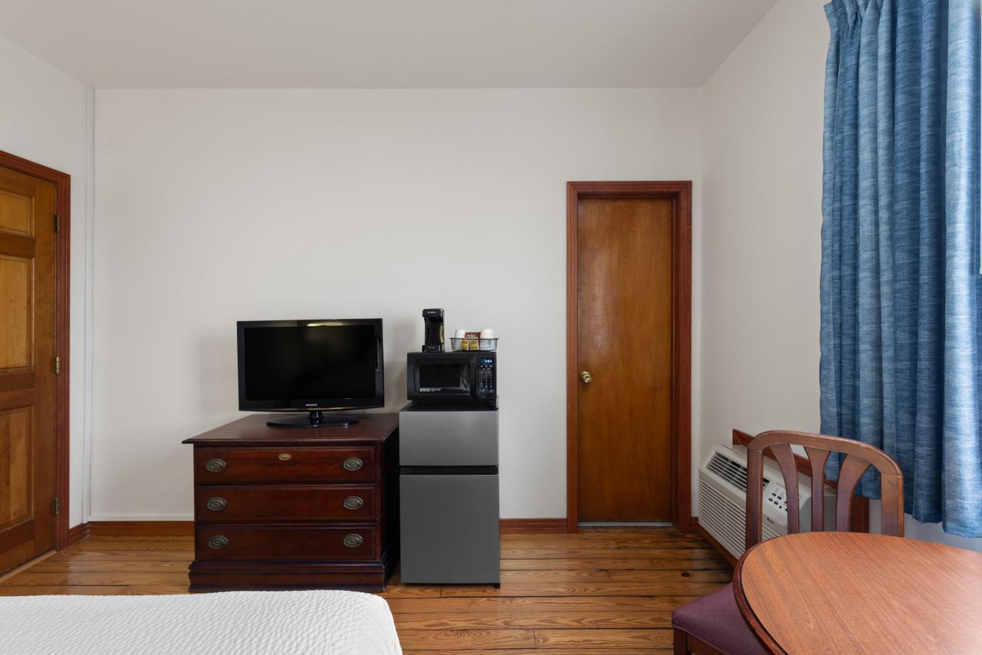 Days Inn By Wyndham Kill Devil Hills Oceanfront - Wilbur Εξωτερικό φωτογραφία
