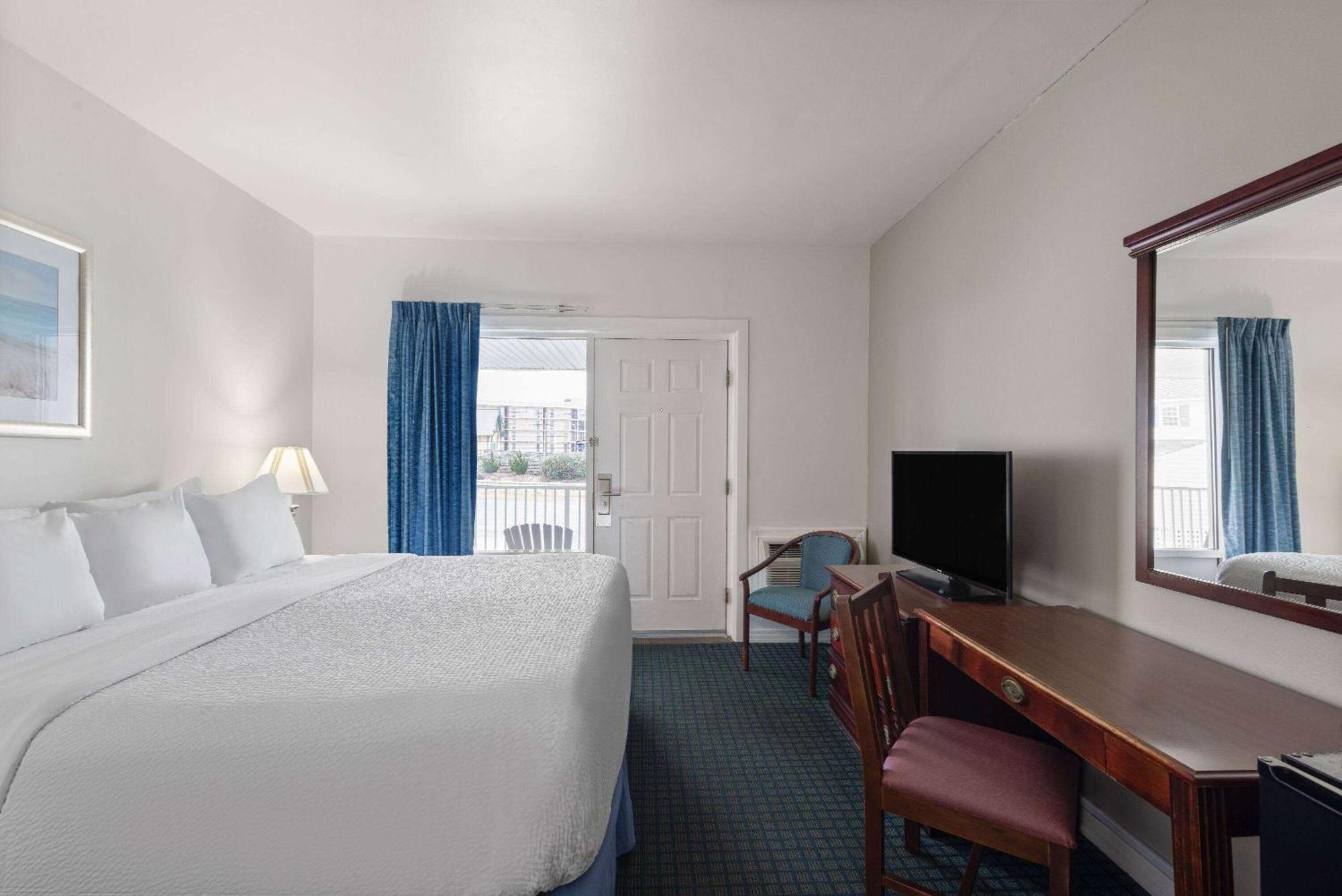 Days Inn By Wyndham Kill Devil Hills Oceanfront - Wilbur Εξωτερικό φωτογραφία