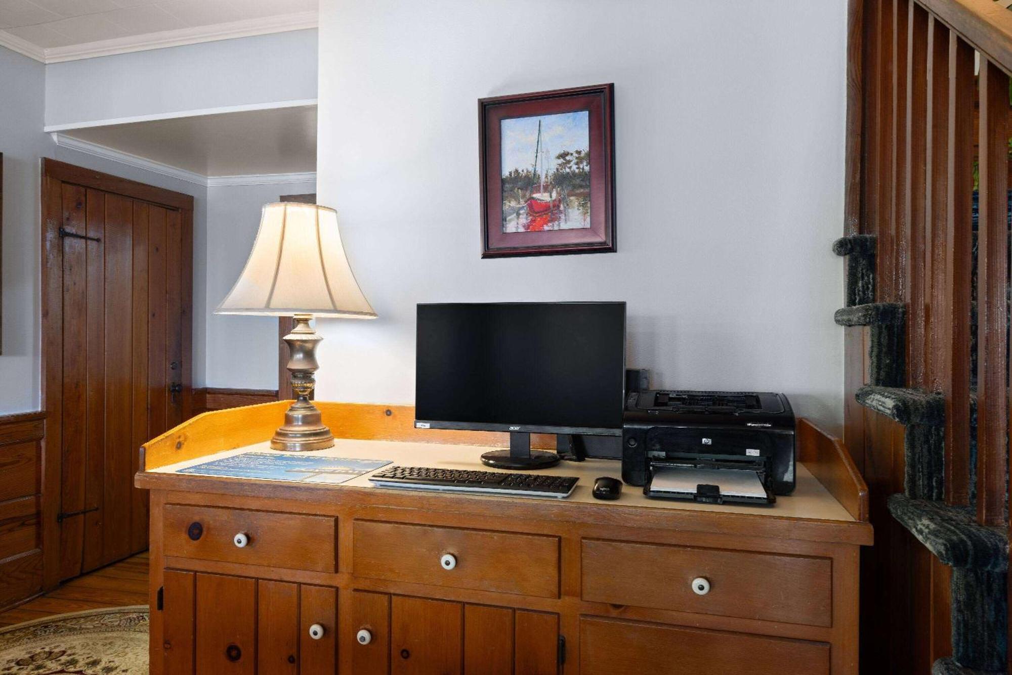 Days Inn By Wyndham Kill Devil Hills Oceanfront - Wilbur Εξωτερικό φωτογραφία