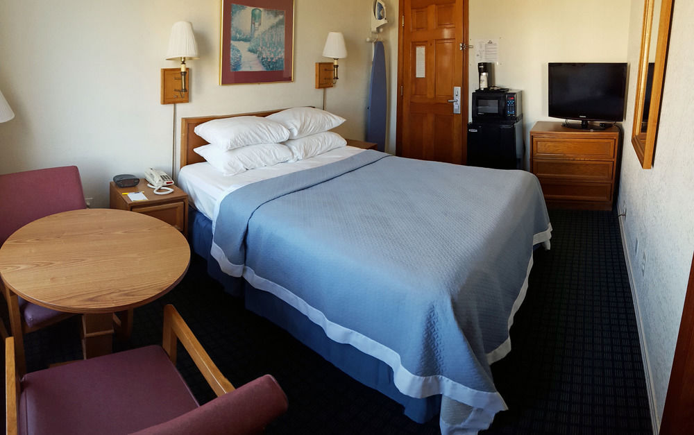 Days Inn By Wyndham Kill Devil Hills Oceanfront - Wilbur Εξωτερικό φωτογραφία